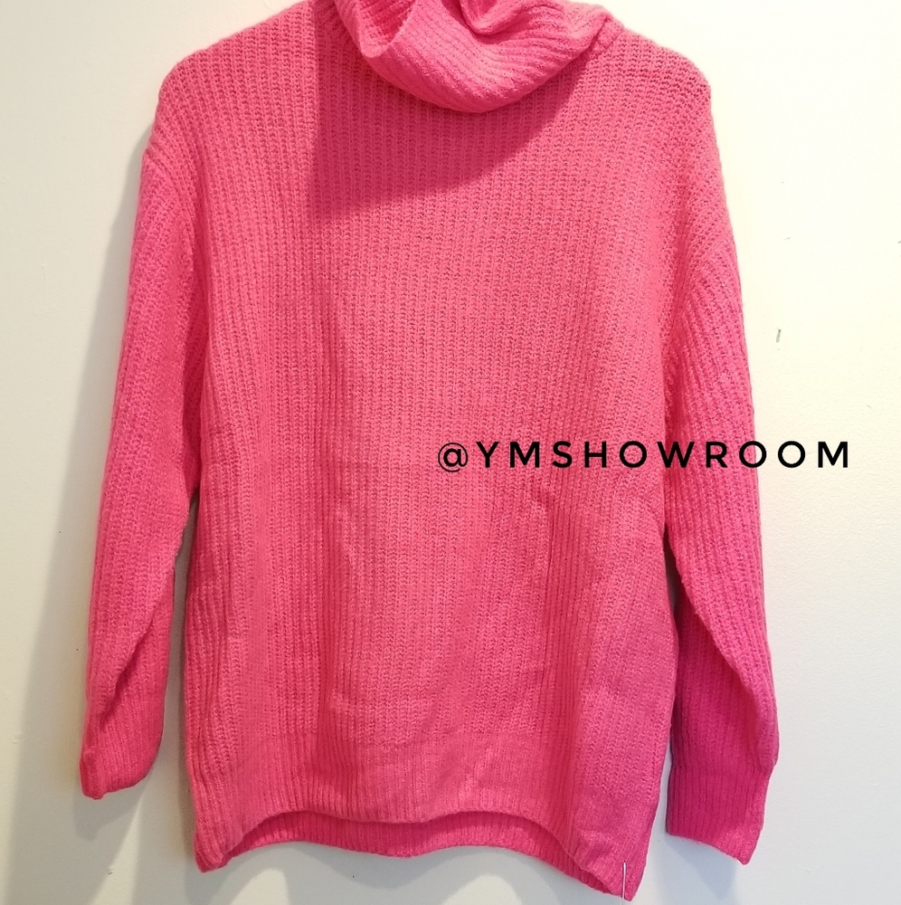 🔥1 Left🔥Oversized Neon pink turtleneck sweater - Picture 8 of 8